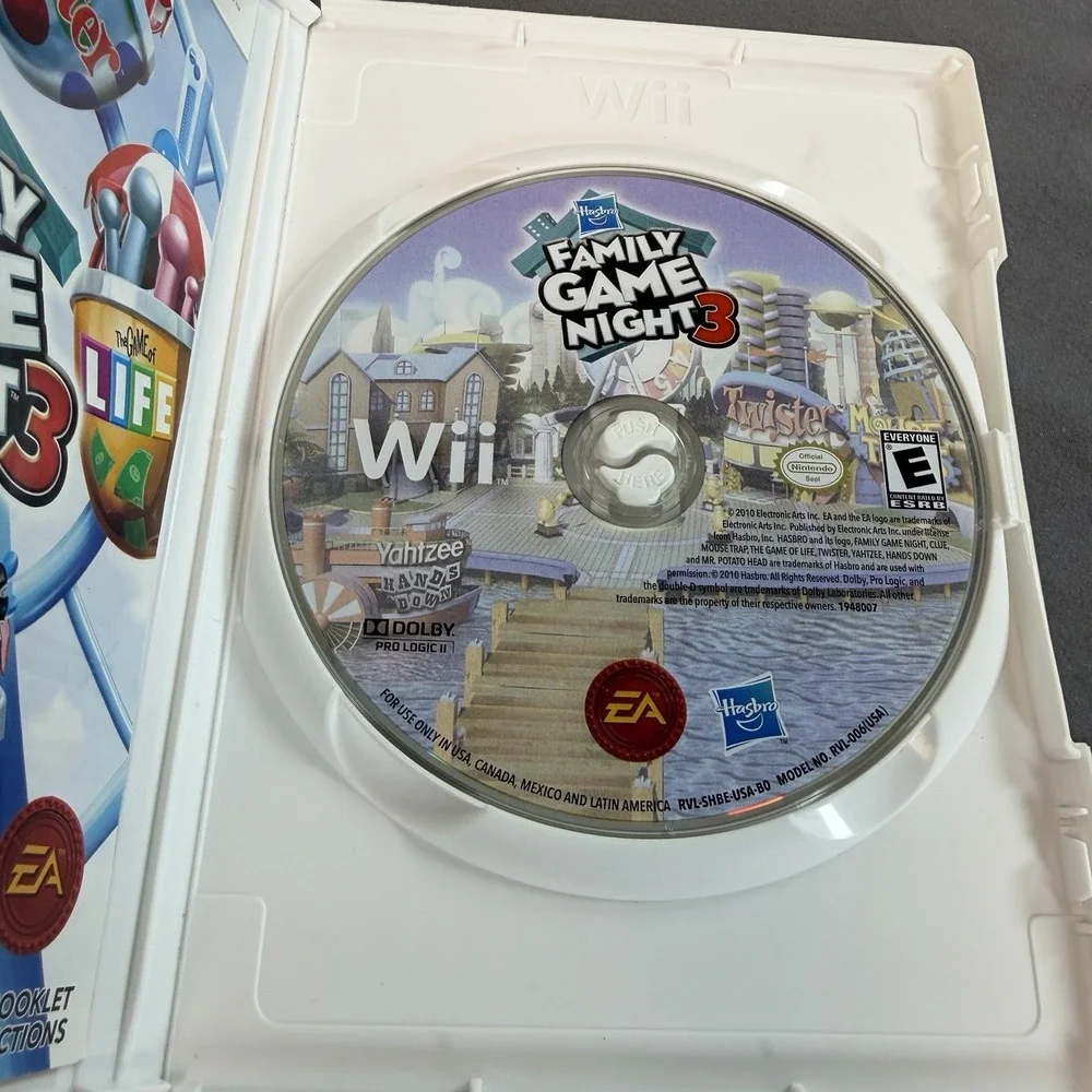 Hasbro Family Game Night 3 - Nintendo Wii Complete with Manual Tested and Works